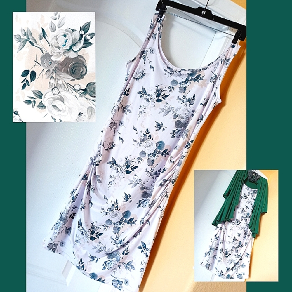 Like NEW Large Floral Stretchy Dress